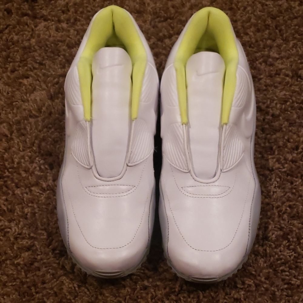Unique white nike slide ons